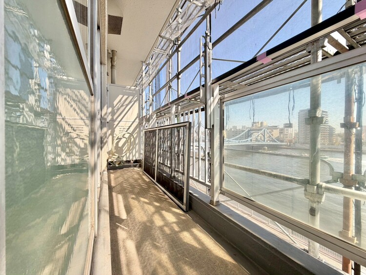 その他 朝の澄んだ空気や、夕方に吹く清々しい風を感じられるバルコニー。