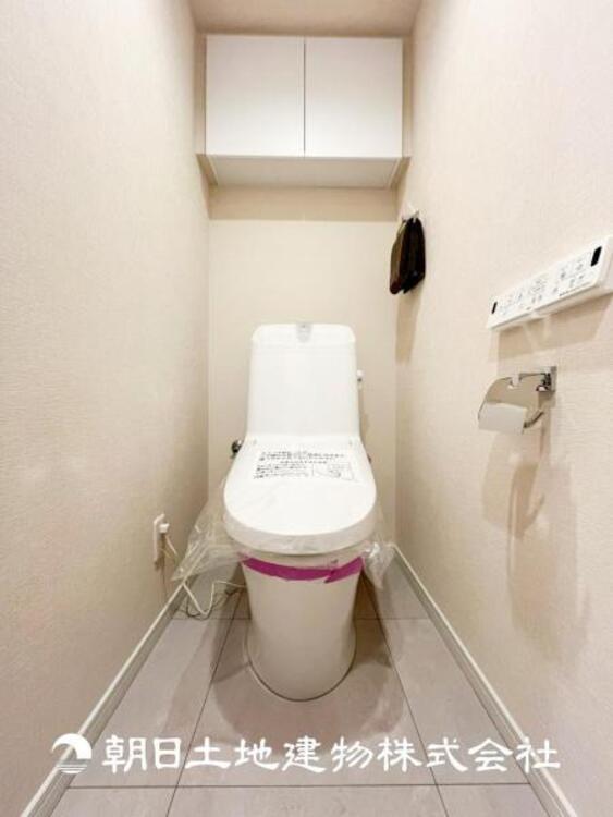 トイレ 【トイレ】大切な1人時間。寛ぎだけではない、快適な生活を送る為に必要なもの。毎日使う場所だから、より快適な空間に仕上げられています。