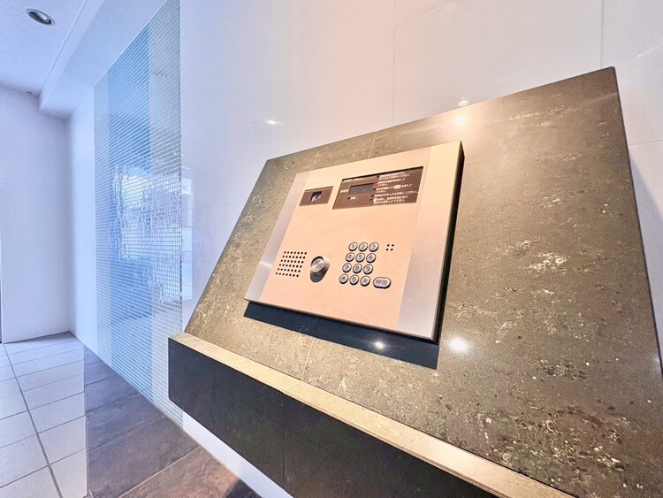 その他 オートロックついていますので、セキュリティ面でも安心です。