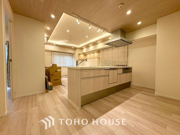 内装 現在改装中◆扉を◆開くとこの景色。家族の”おかえり”の声が聞こえてきそう。