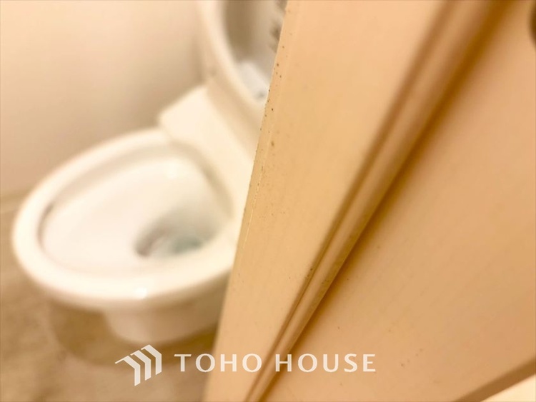 トイレ 現在改装中◆快適◆な生活に不可欠。節水型の高性能トイレを新設。