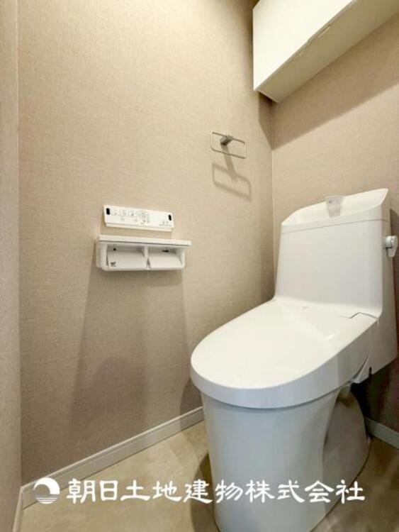 トイレ 【トイレ】大切な1人時間。寛ぎだけではない、快適な生活を送る為に必要なもの。毎日使う場所だから、より快適な空間に仕上げられています。