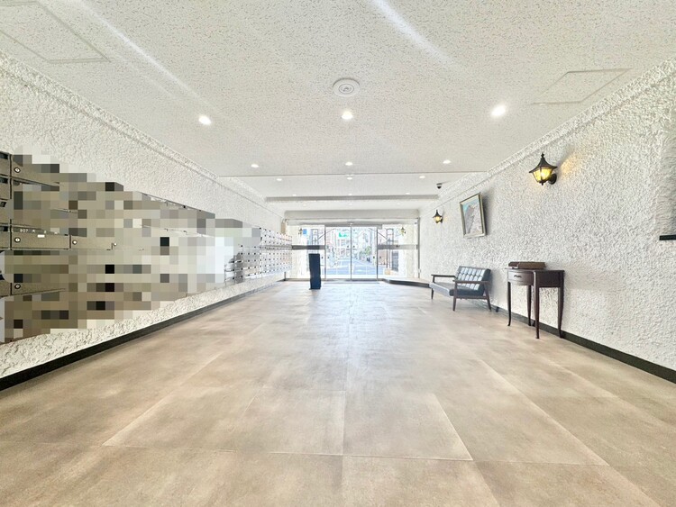 エントランス エントランスは、毎日の行き帰りで使う大事な空間です。