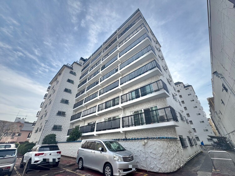 外観 現地に足をお運びいただいた際には、周辺散策などをお勧めいたします。