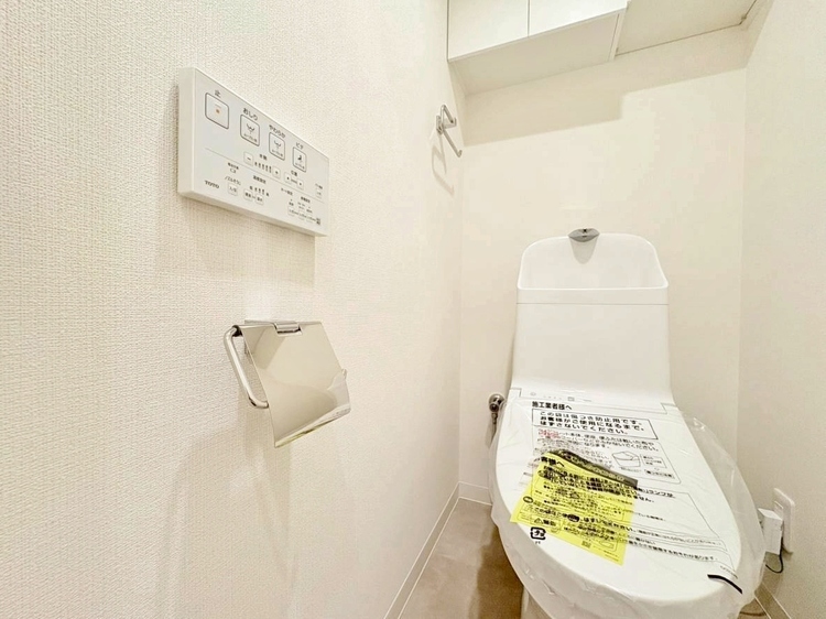 トイレ 暮らしの中のさりげないひとときの快適さにも、こだわりを、持って設備を配しております。