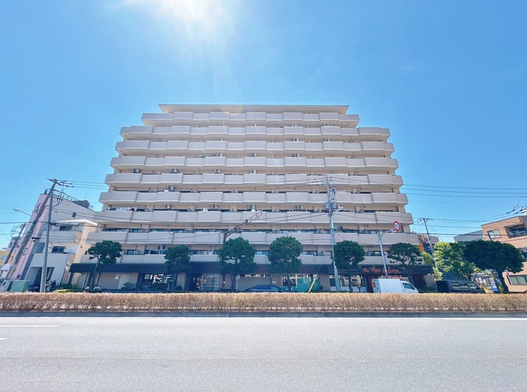 外観 資料には掲載していない情報が、現地にはたくさんあります。是非一度、現地をご確認ください。