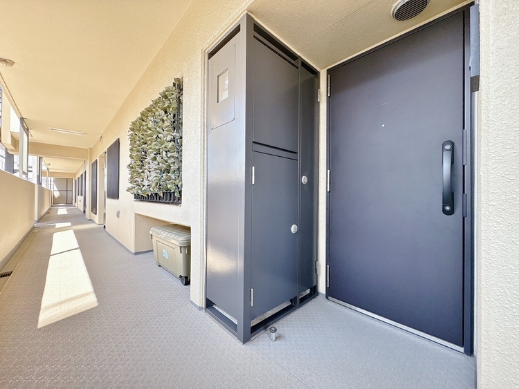 玄関 玄関を開ければ、そこは安らぎのご自宅。