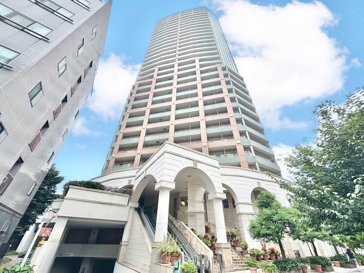 外観 資料には掲載していない情報が、現地にはたくさんあります。是非一度、現地をご確認ください。