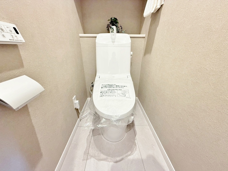 トイレ 暮らしの中のさりげないひとときの快適さにも、こだわりを、持って設備を配しております。