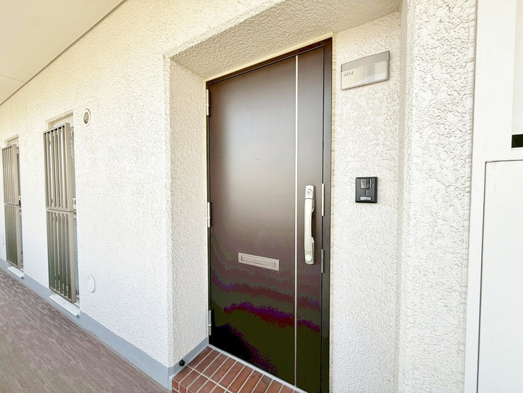 玄関 玄関を開ければ、そこは安らぎのご自宅。