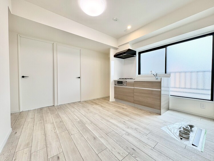 居間 快適に過ごす毎日を求めて、暮らしの中でご自身の「マイホーム」に創り上げてください。