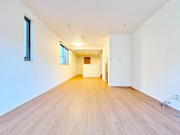 居間 居心地の良い空気感は、暮らしのステージを彩り、心からのやすらぎと満足感を与えてくれます。