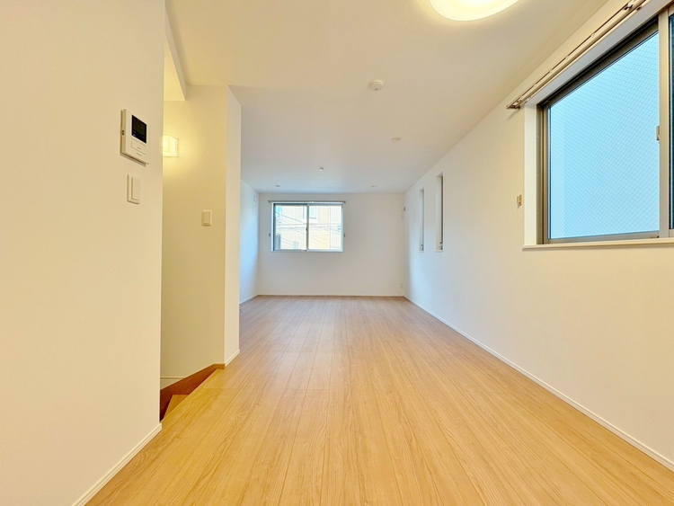 居間 快適に過ごす毎日を求めて、暮らしの中でご自身の「マイホーム」に創り上げてください。