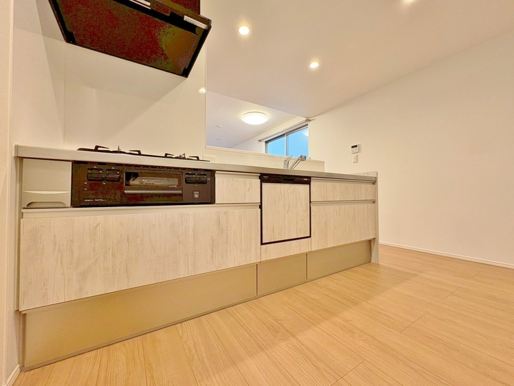 キッチン 洗練されたスタイリッシュなデザイン性と使いやすさを備えた仕様。