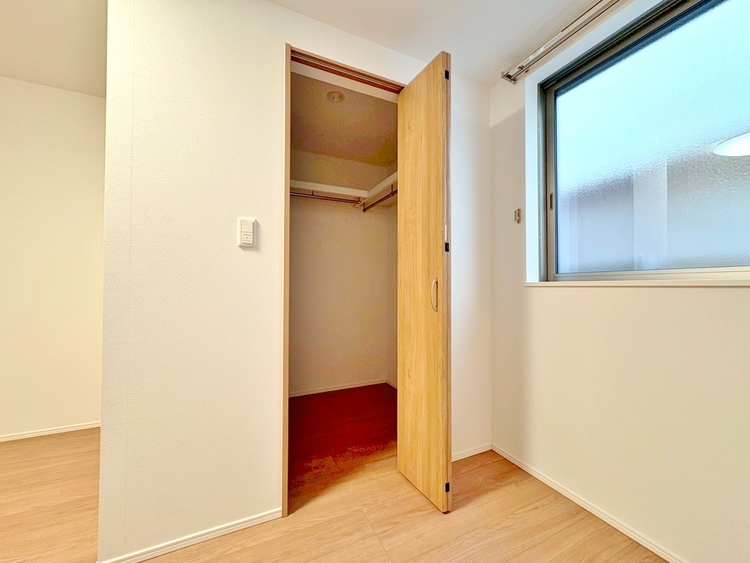 収納 居室にはクローゼットがあり、荷物もスッキリ収納して快適にお過ごしいただけます。