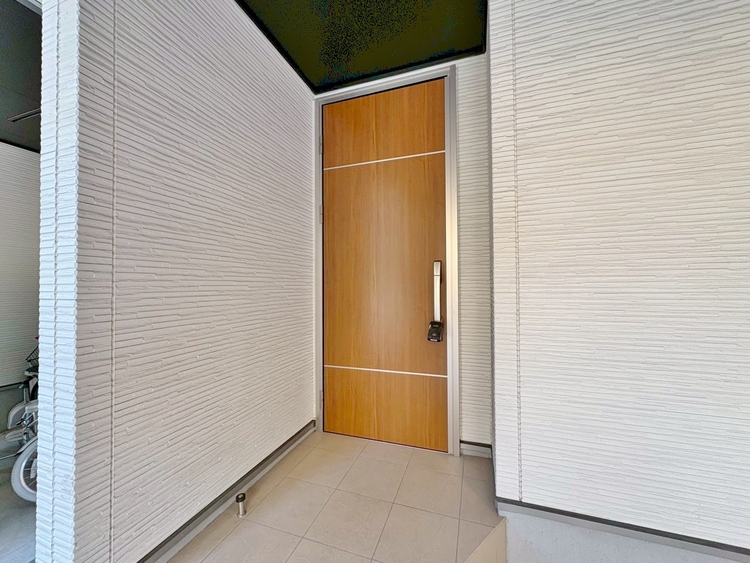 玄関 玄関を開ければ、そこは安らぎのご自宅。