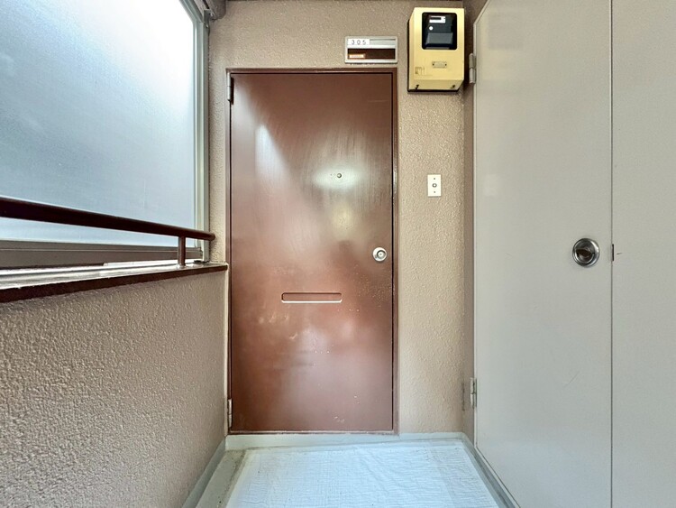 玄関 玄関を開ければ、そこは安らぎのご自宅。