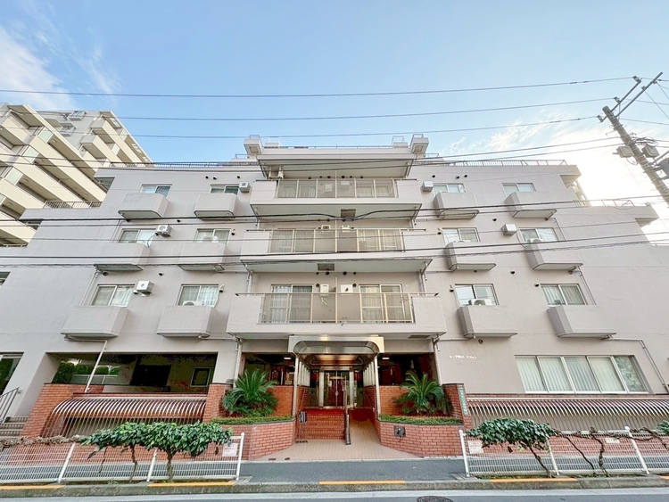 外観 資料には掲載していない情報が、現地にはたくさんあります。是非一度、現地をご確認ください。