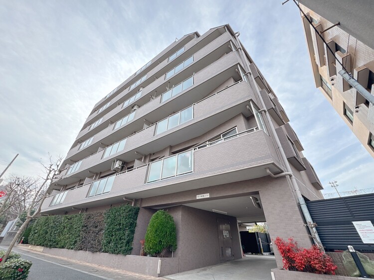 外観 資料には掲載していない情報が、現地にはたくさんあります。是非一度、現地をご確認ください。