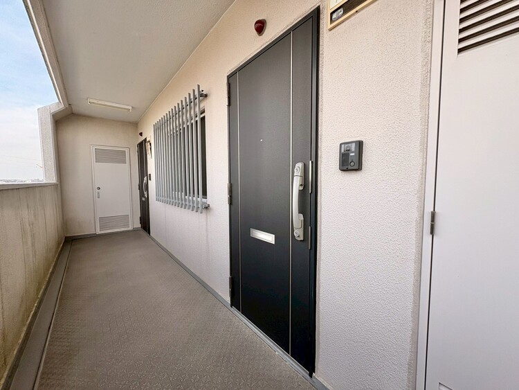 玄関 玄関を開ければ、そこは安らぎのご自宅。