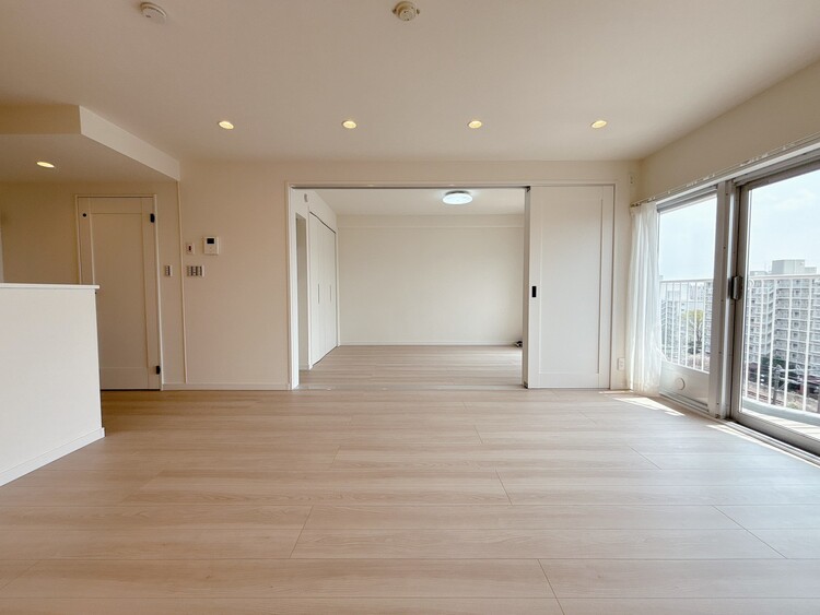 居間 豊かな居住性と、安心感を満たすクオリティが見事に調和した住空間。