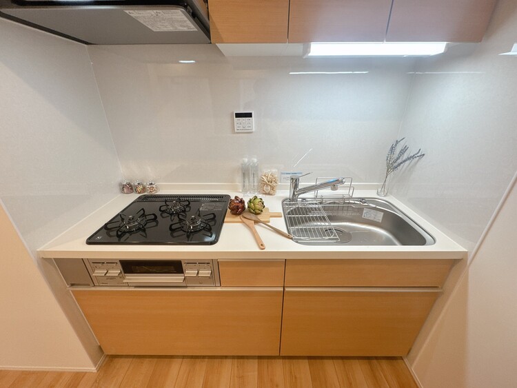 キッチン 洗練されたスタイリッシュなデザイン性と使いやすさを備えた仕様。