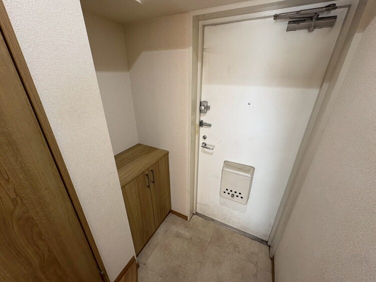 玄関 シューズボックスを完備した玄関です。