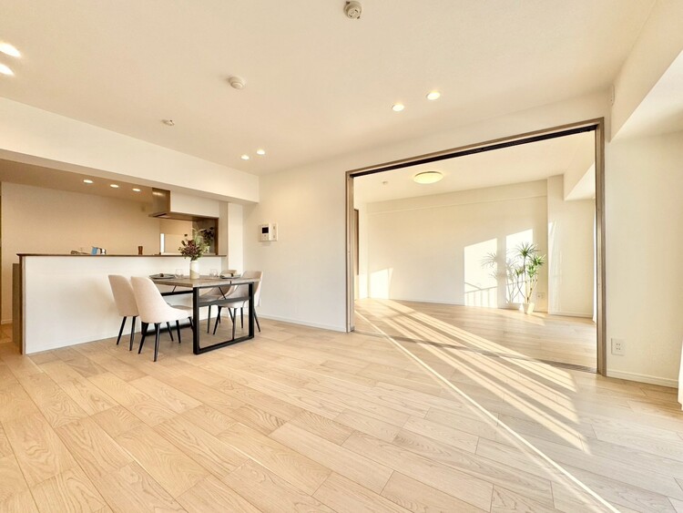 居間 「空間が織り成すひとつ先の住み心地」を演出します。