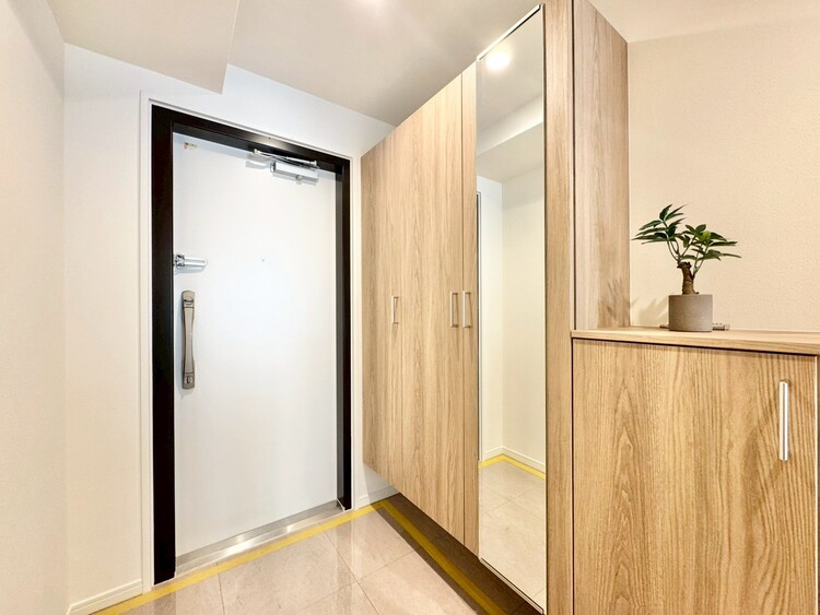 玄関 シューズボックスを完備した玄関です。