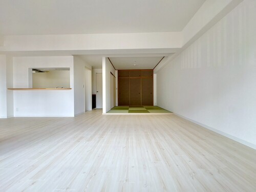 パークフィールドみさと２街区１号館の物件画像