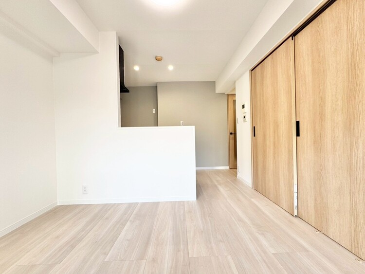 居間 豊かな居住性と、安心感を満たすクオリティが見事に調和した住空間。