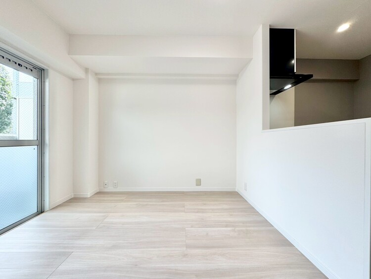 居間 飾り過ぎないシンプルな内装と偏り過ぎないデザインで統一しました。