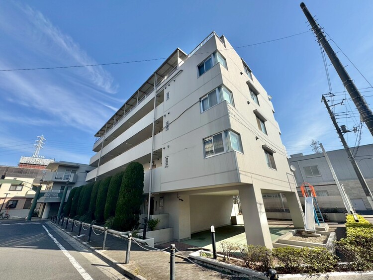 外観 資料には掲載していない情報が、現地にはたくさんあります。是非一度、現地をご確認ください。