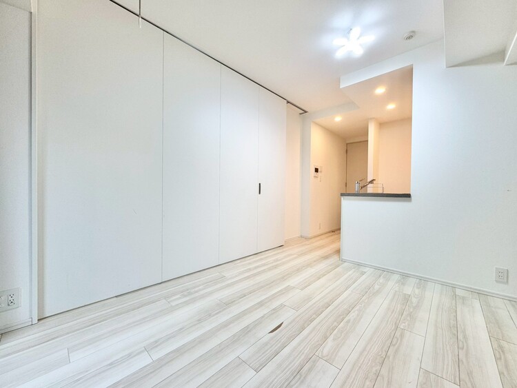 居間 豊かな居住性と、安心感を満たすクオリティが見事に調和した住空間。