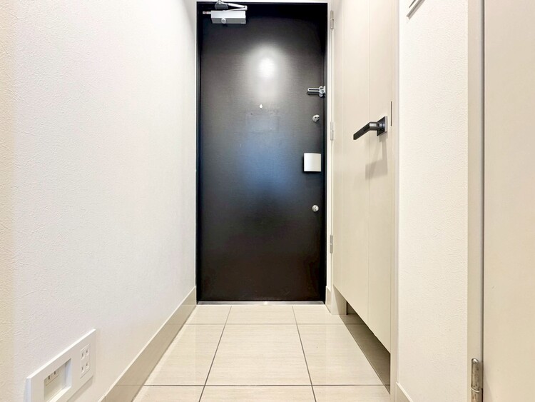 玄関 シューズボックスを完備した玄関です。