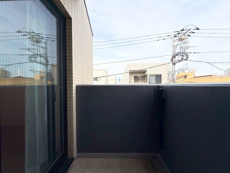 その他 朝の澄んだ空気や、夕方に吹く清々しい風を感じられるバルコニー。