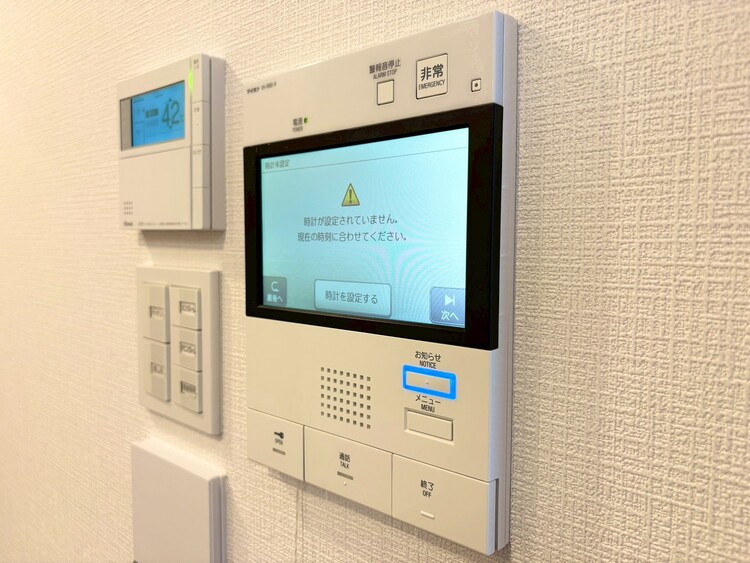 その他 誰が来てもわかる様にモニター付きインターホンを設置。