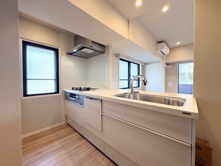 その他 使いやすくスタイリッシュなキッチン空間になっております。