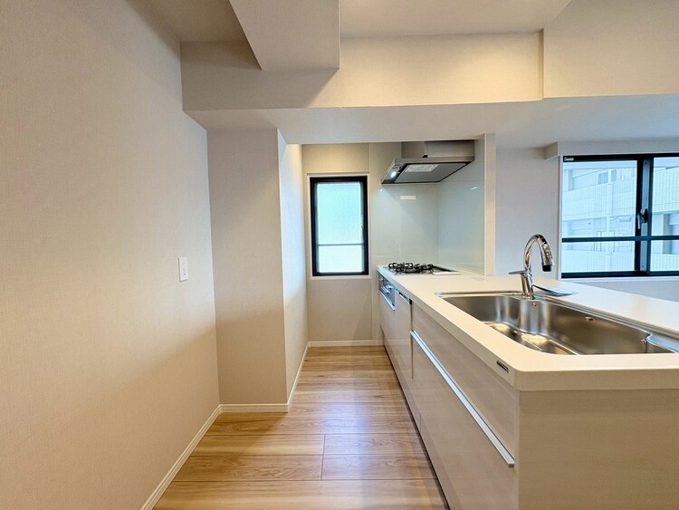 その他 開放感のあるキッチンスペース。調理をしながら、会話も弾みそうですね。