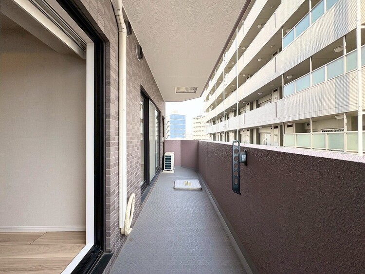 その他 朝の澄んだ空気や、夕方に吹く清々しい風を感じられるバルコニー。