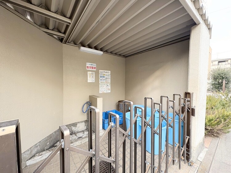 その他 ゴミ置場。綺麗に管理されております。