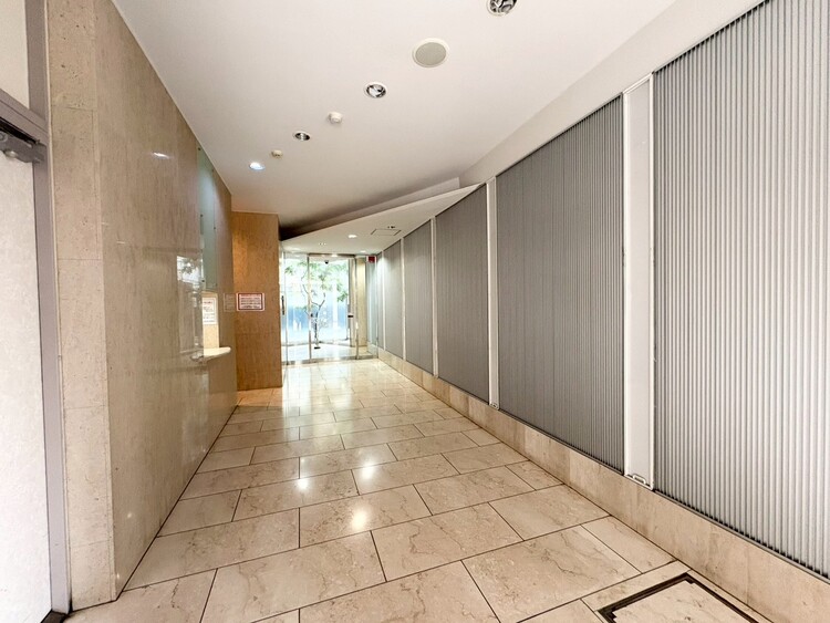 その他 館内は静寂な中が保たれており、管理が行き届いている印象を受けました。