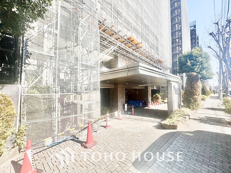 外観 【APPEARANCE】◆陽光◆が差し込む。この開放的な空間に家族の笑顔が集う。家族が一緒に過ごす空間は明るく、そして居心地よく。