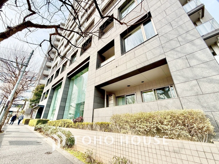 キッチン ◆闇夜の輝き◆オレンジ色の光は大人になった今の僕にはわかる。1日の終わりを伝えに来たわけではなく、また明日が来る方へ導いてくれた事を。