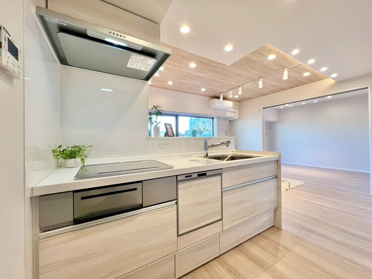 その他 開放感のあるキッチンスペース。調理をしながら、会話も弾みそうですね。