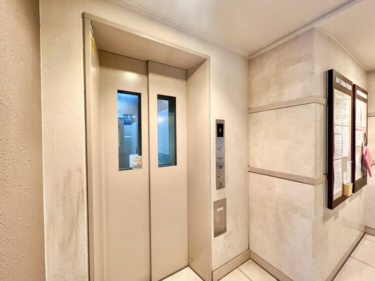 その他 エレベーター完備のため荷物が多くなっても安心。