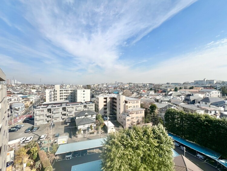 バルコニー 陽当たり・通風・開放感に恵まれた環境です。