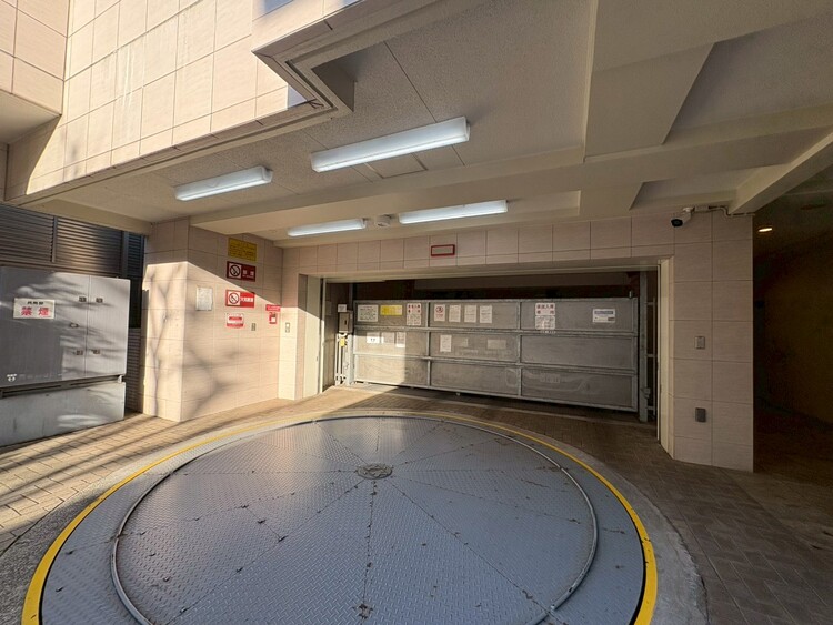 その他 駐車スペースが嬉しいですね。※空き状況は都度ご確認下さい。