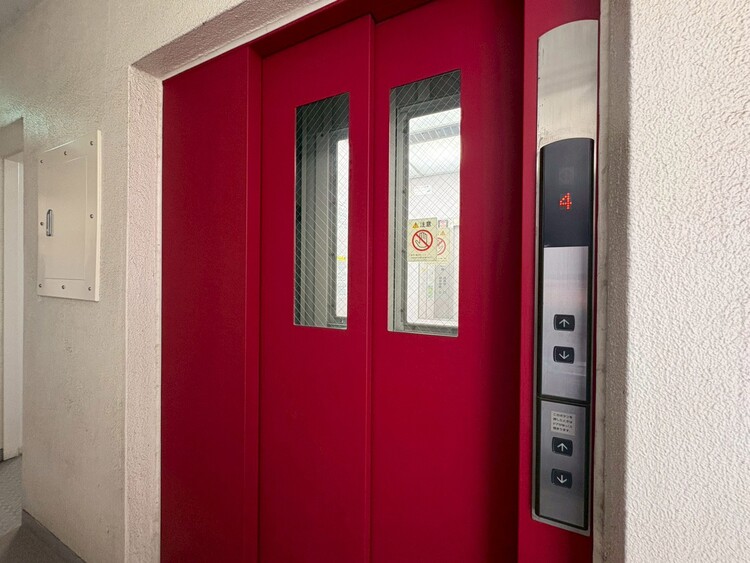 その他 エレベーター完備のため荷物が多くなっても安心。