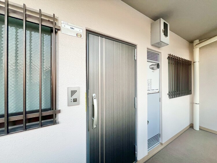 その他 清潔感のある落ち着いた雰囲気の玄関です。